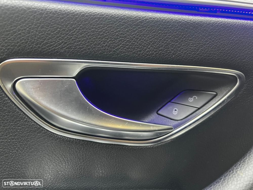 Mercedes-Benz E 300 de Avantgarde - 45