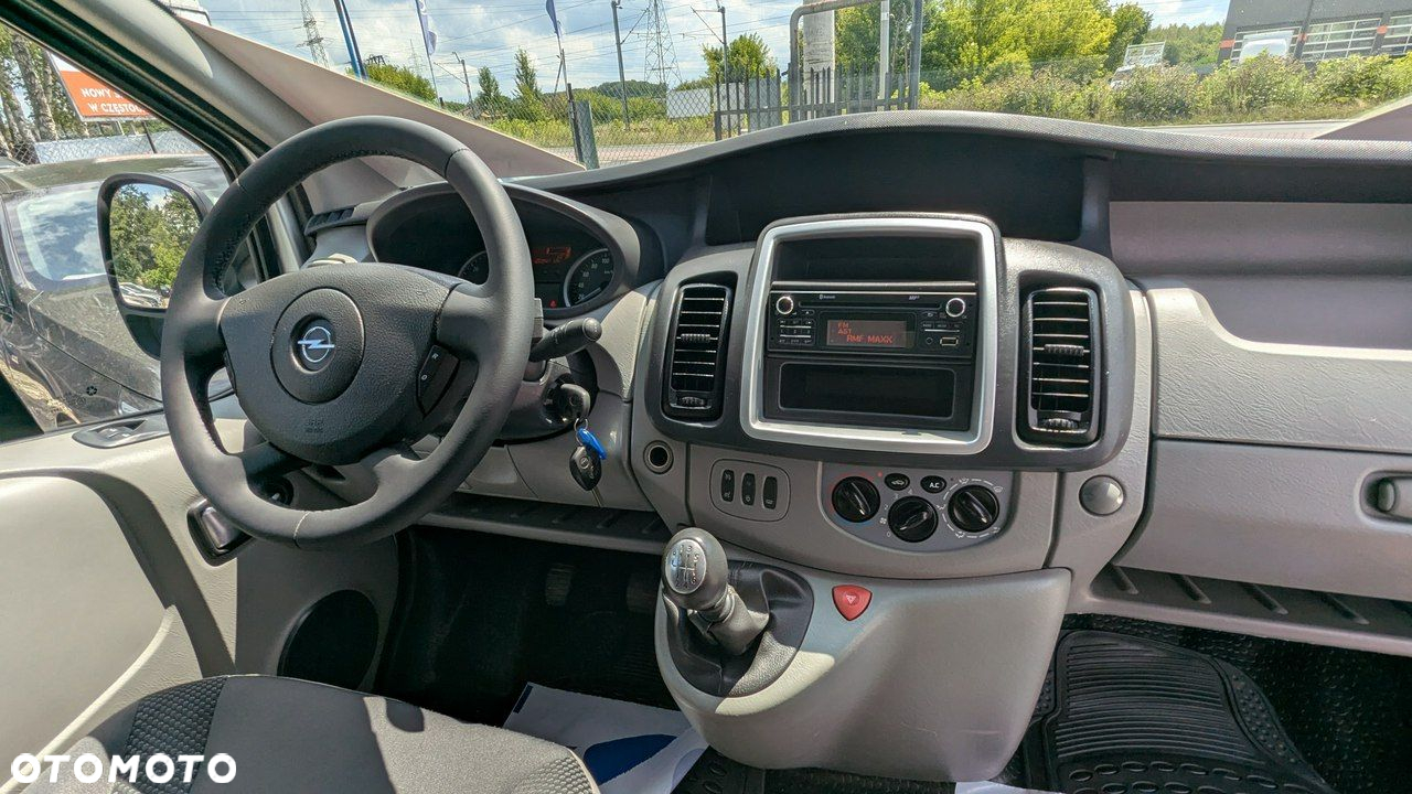 Opel Vivaro - 16