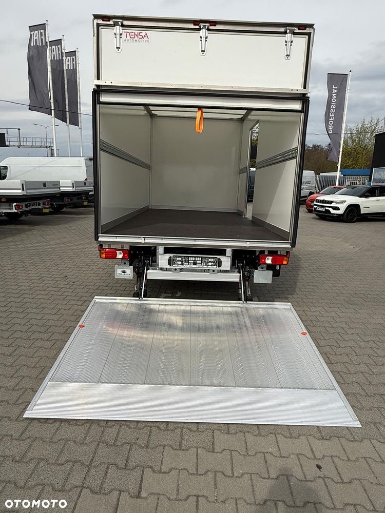 Iveco WYPRZEDAŻ ROKU ! GOTOWIEC OD RĘKI - BOGATE WYPOSAŻENIE DLA KIEROWCY - 14