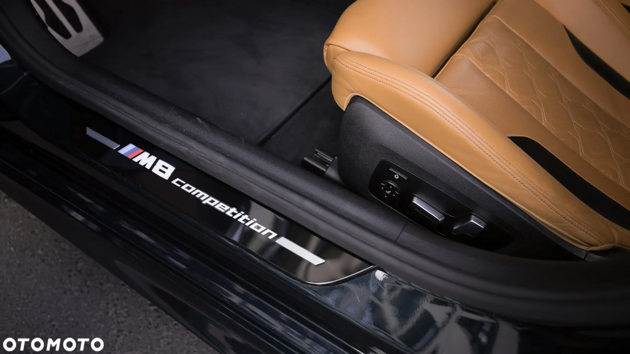 BMW M8 Competition - 28