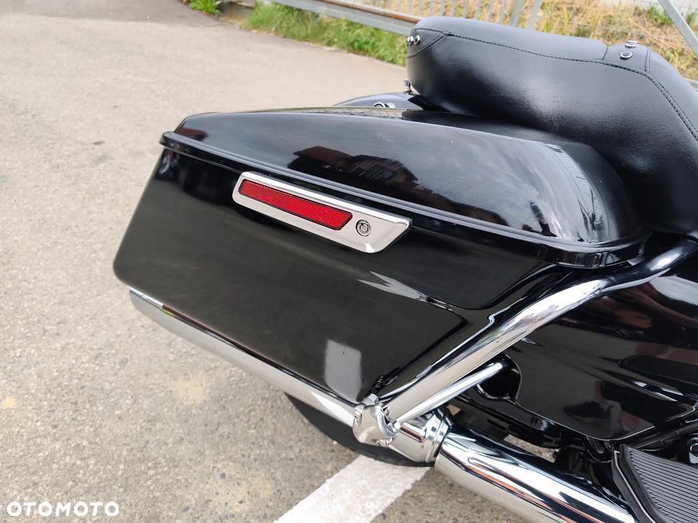 Harley-Davidson Touring Road King - 24