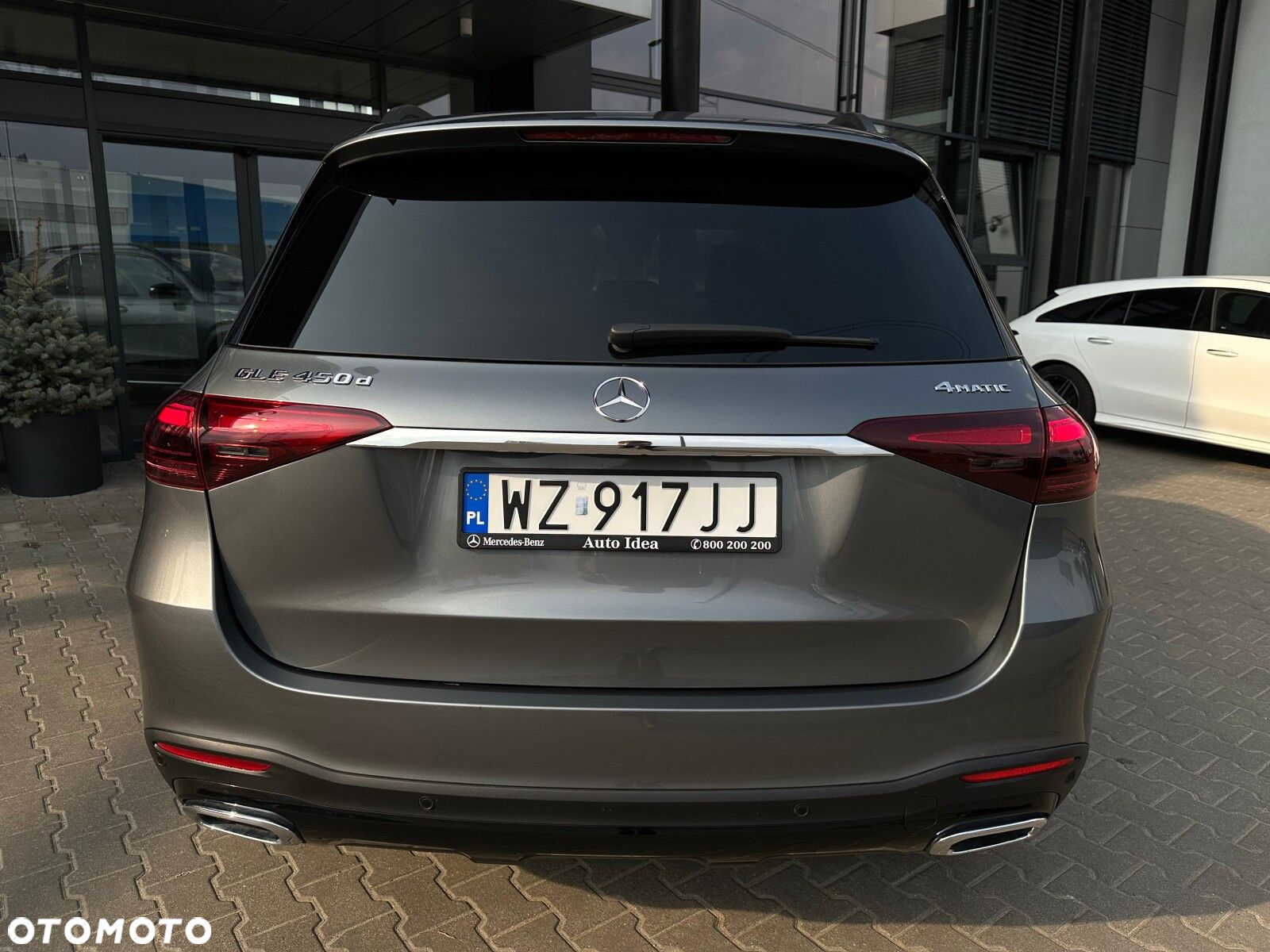 Mercedes-Benz GLE - 22