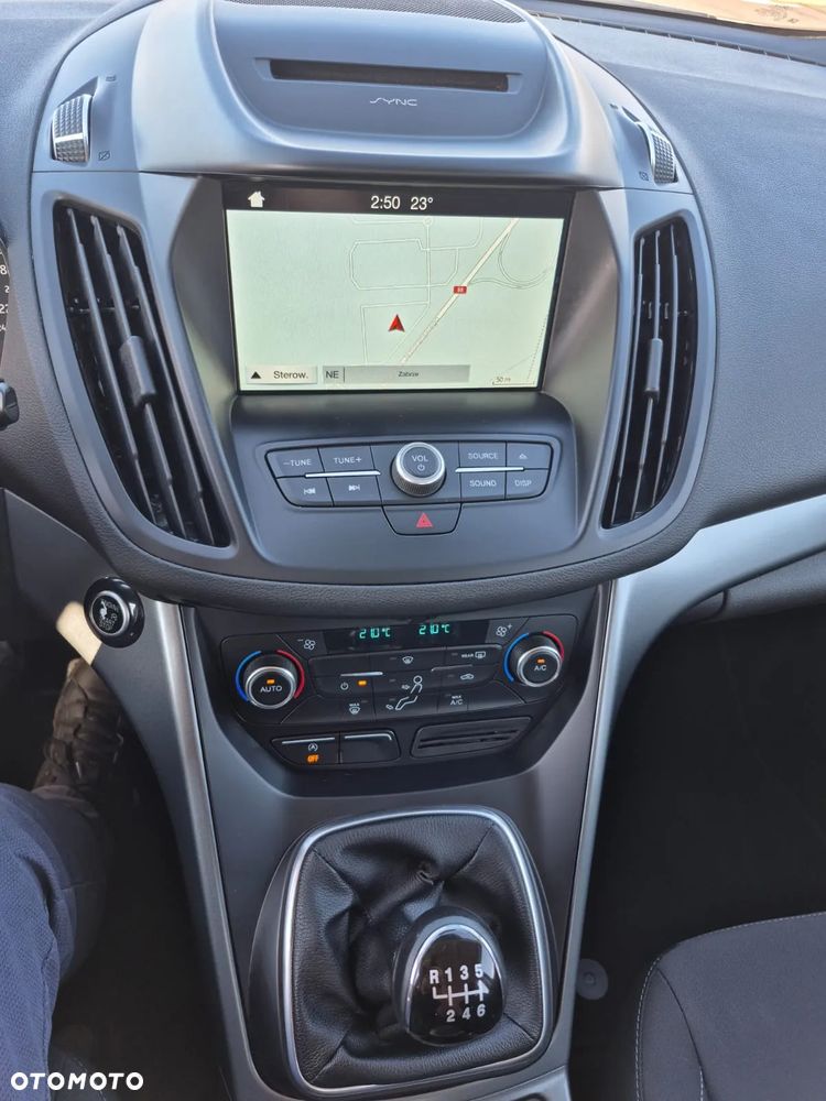 Ford Kuga 1.5 EcoBoost 2x4 Cool & Connect - 25