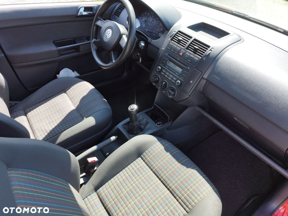 Volkswagen Polo - 11