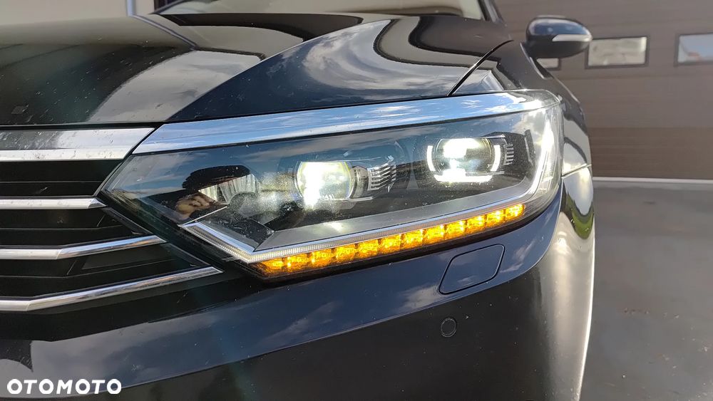 Volkswagen Passat Variant 2.0 TDI DSG (BlueMotion Technology) Comfortline - 9
