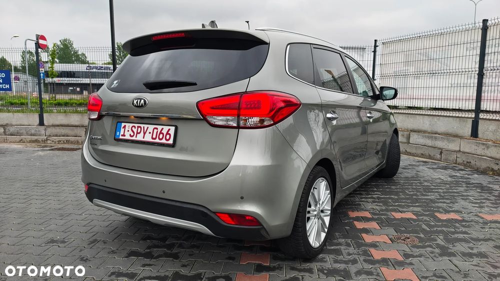 Kia Carens 1.6 GDI ISG Vision - 22