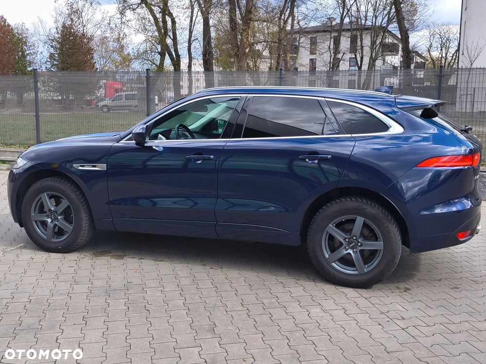 Jaguar F-Pace - 10