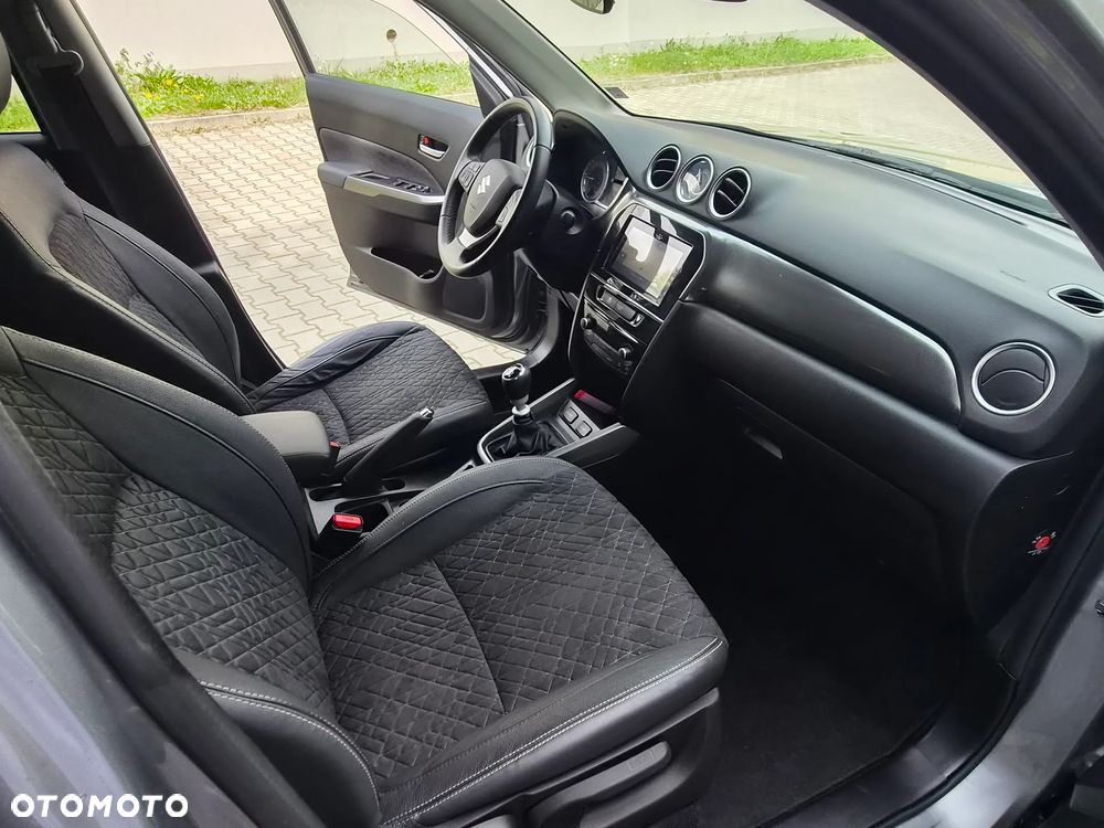 Suzuki Vitara 1.4 Boosterjet Hybrid Comfort+ "SHINKAI" - 15