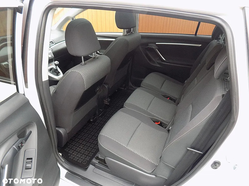 Toyota Verso 1.6 D-4D 5-Sitzer Start/Stop Executive - 6