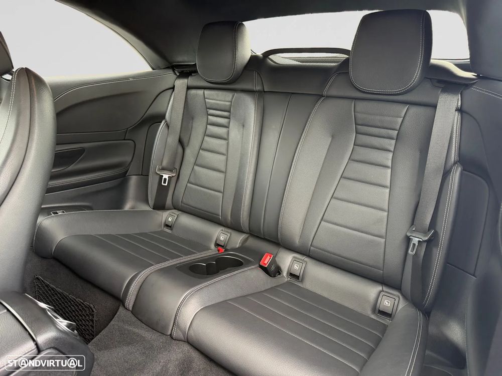 Mercedes-Benz E 220 d AMG Line - 15