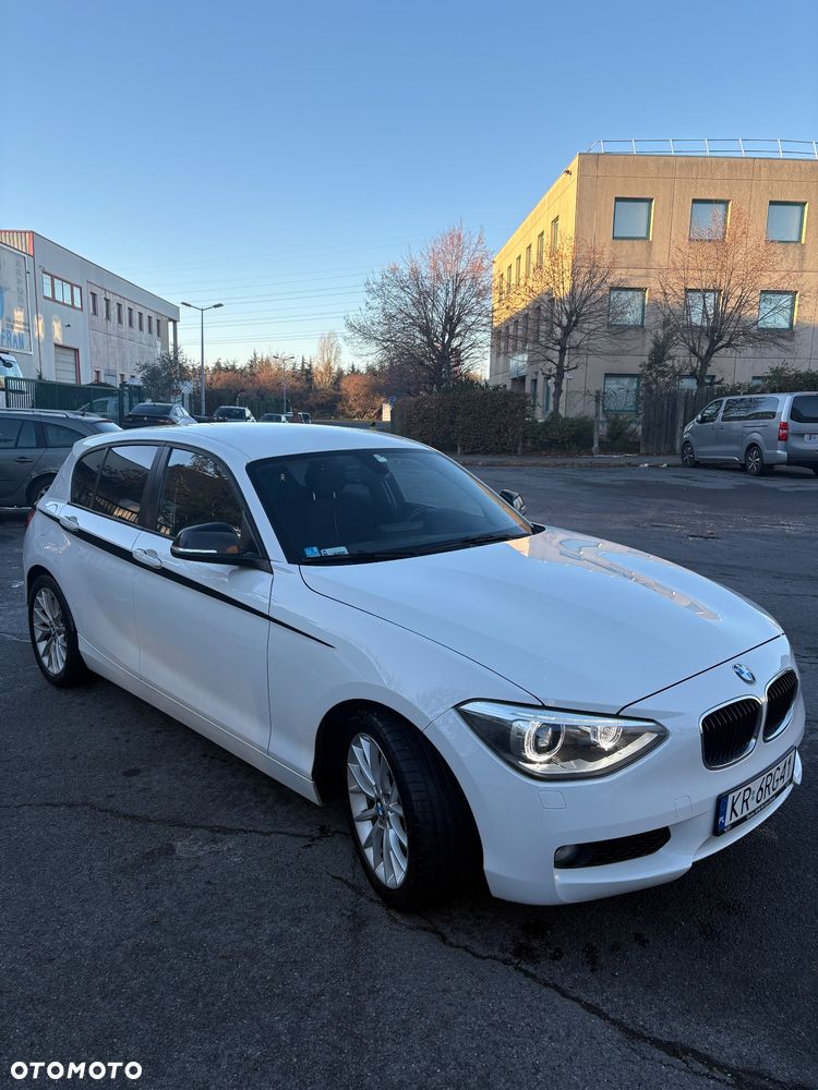 BMW Seria 1 118d Sport Line - 1