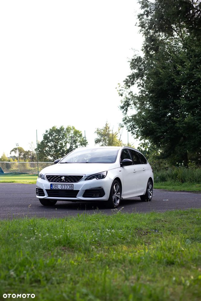 Peugeot 308 BlueHDi 130 EAT8 Stop & Start GT - 4