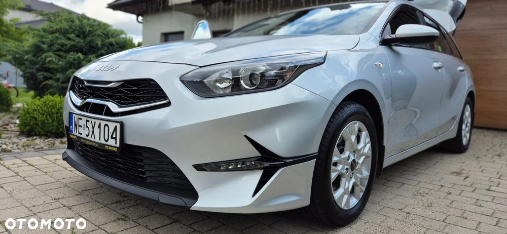Kia Ceed 1.5 T-GDI M - 12