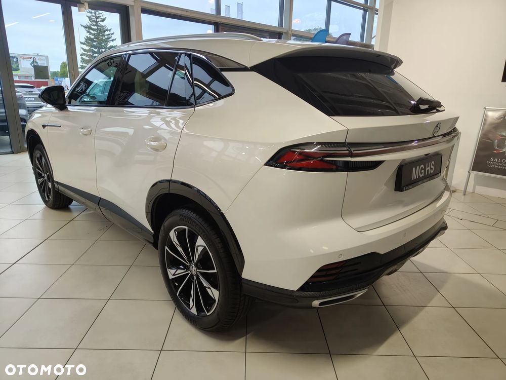 MG HS 1.5T HEV+ Exclusive - 10