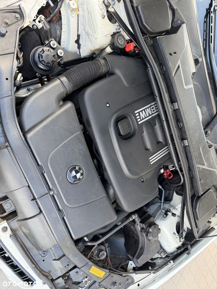 BMW Seria 3 320d xDrive DPF Edition Fleet Exclusive - 16