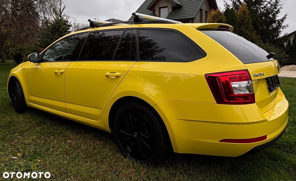 Skoda Octavia Combi 1.6 TDI Drive - 5