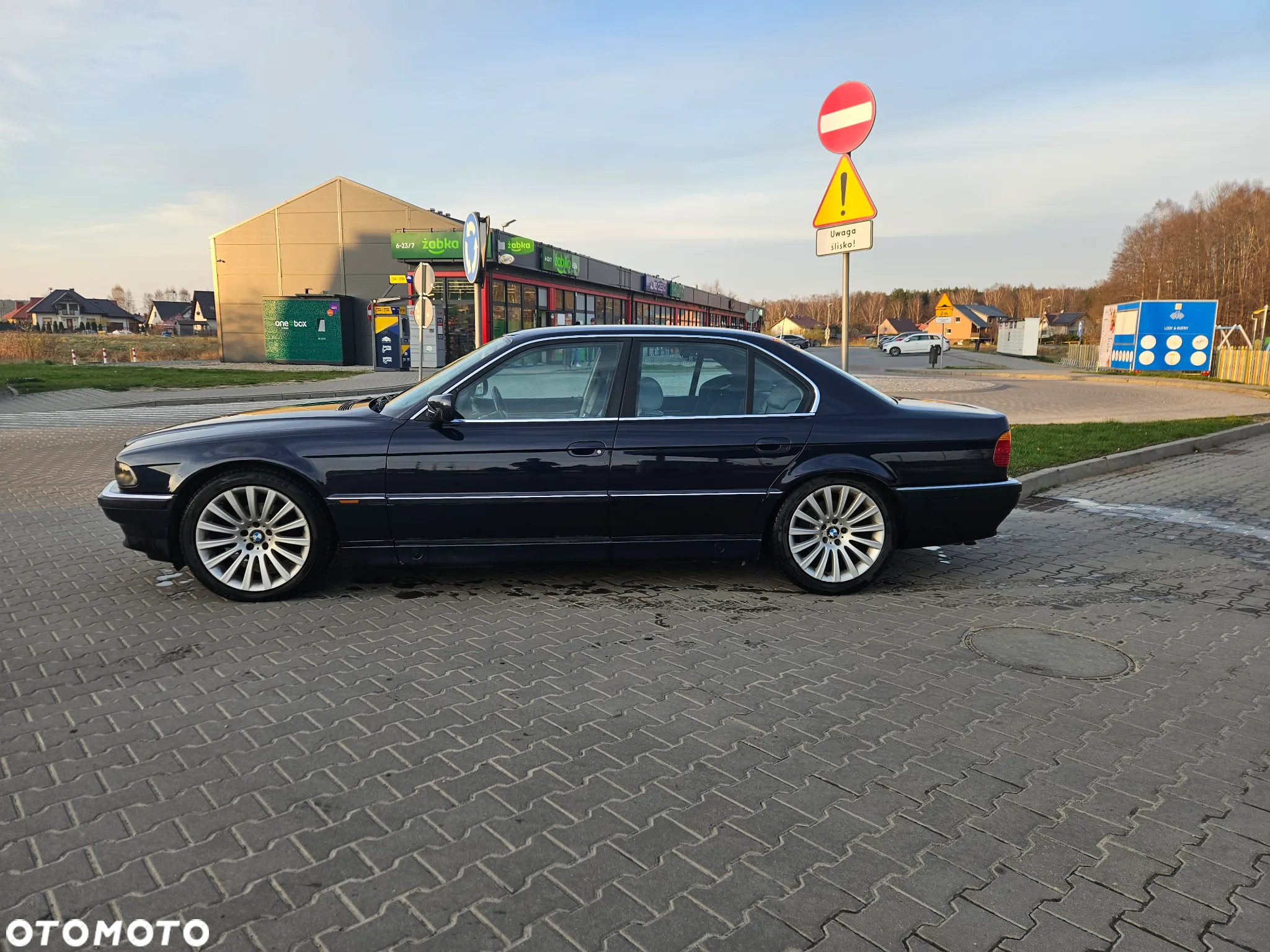 BMW Seria 7 728i L - 7