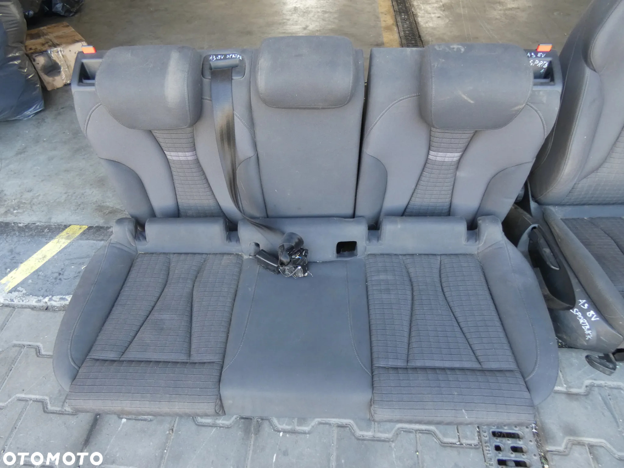 AUDI A3 8V FOTELE KANAPA PRZÓD TYŁ KOMPLET MATERIAŁ GORLICE - 11