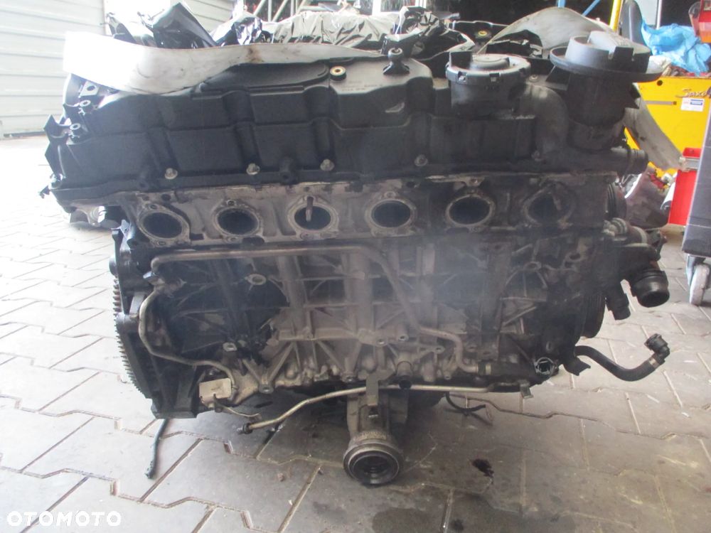BMW F10 F15 F16 2013-2018 SILNIK 3.0D 313KM BLOK GŁOWICA N57D30B - 3