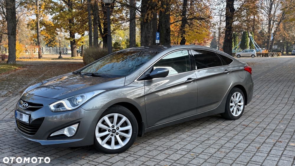 Hyundai I40