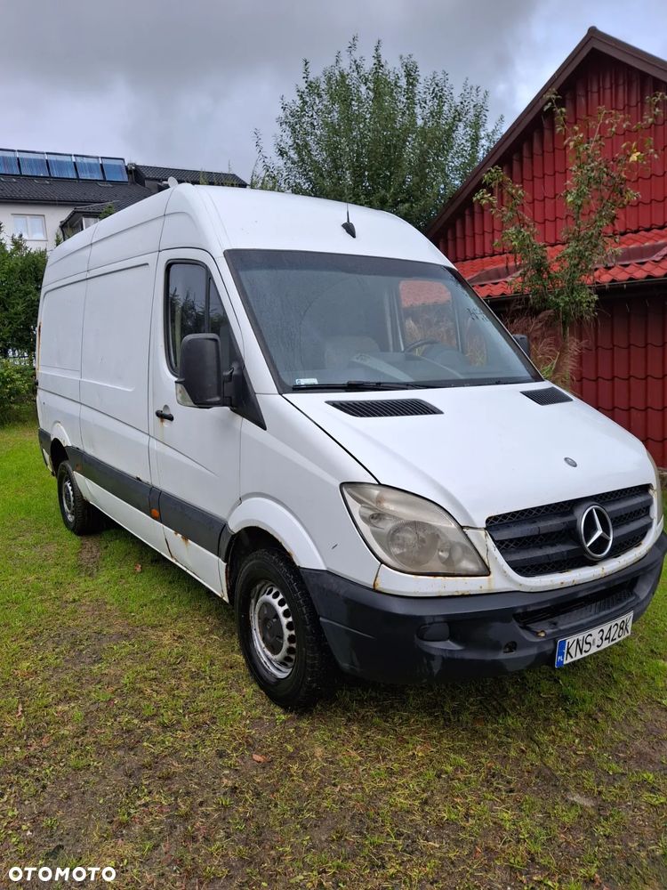 Mercedes-Benz Sprinter - 2