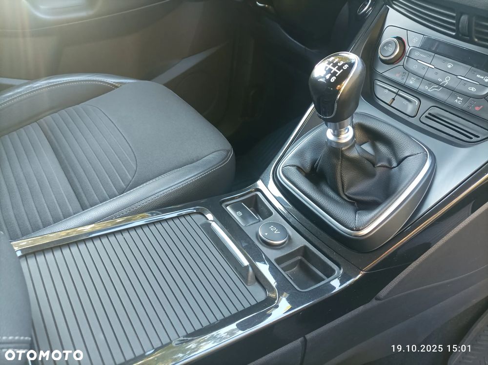 Ford Kuga 1.5 EcoBoost FWD Titanium ASS MMT6 - 21