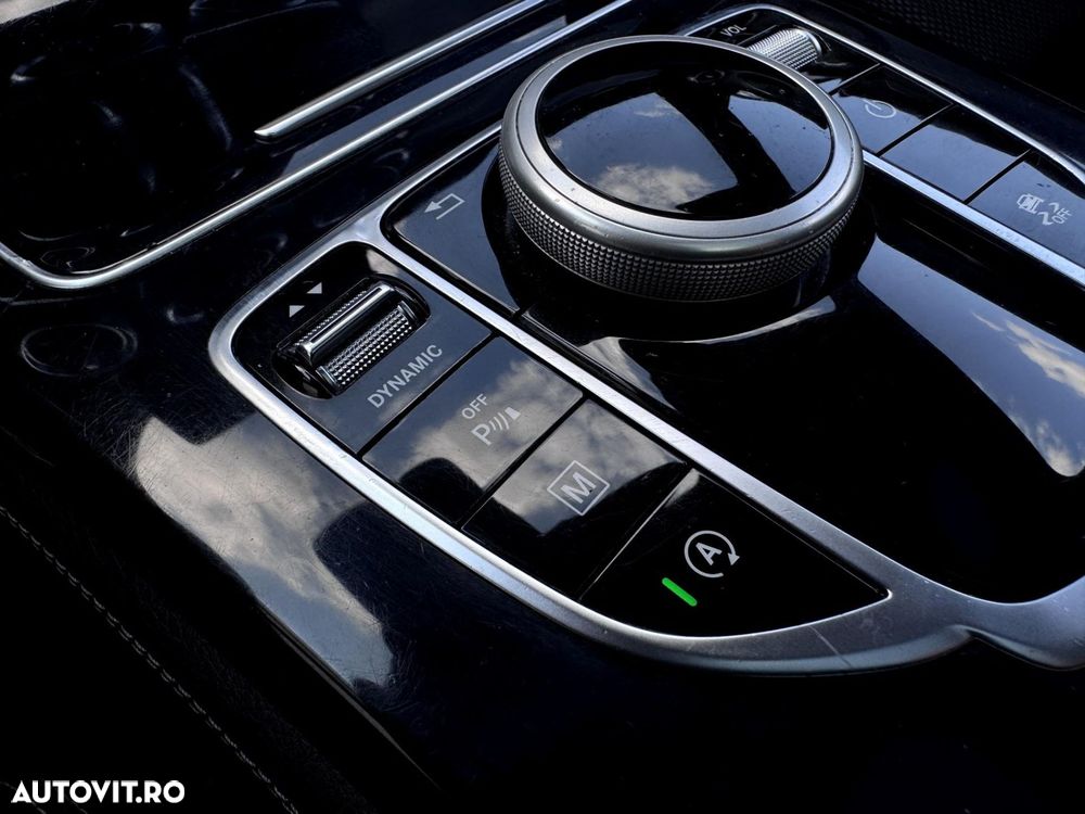 Mercedes-Benz GLC - 23
