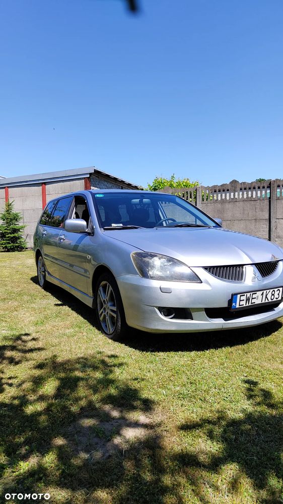 Mitsubishi Lancer 1.6 Comfort - 1