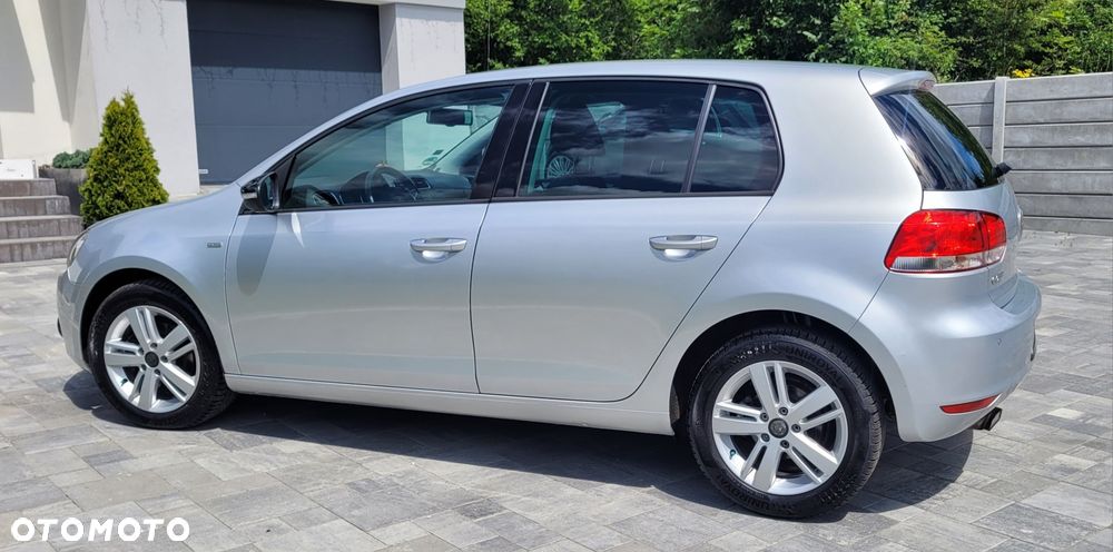 Volkswagen Golf - 5