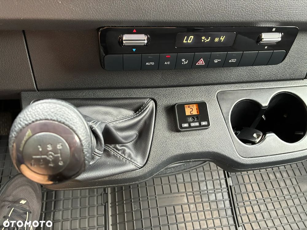 Mercedes-Benz Sprinter 317 Maxi Zabudowa Warsztatowa Najazd Składany Pneumatyka 170KM SALON PL Lampy LED Model 2023 - 37