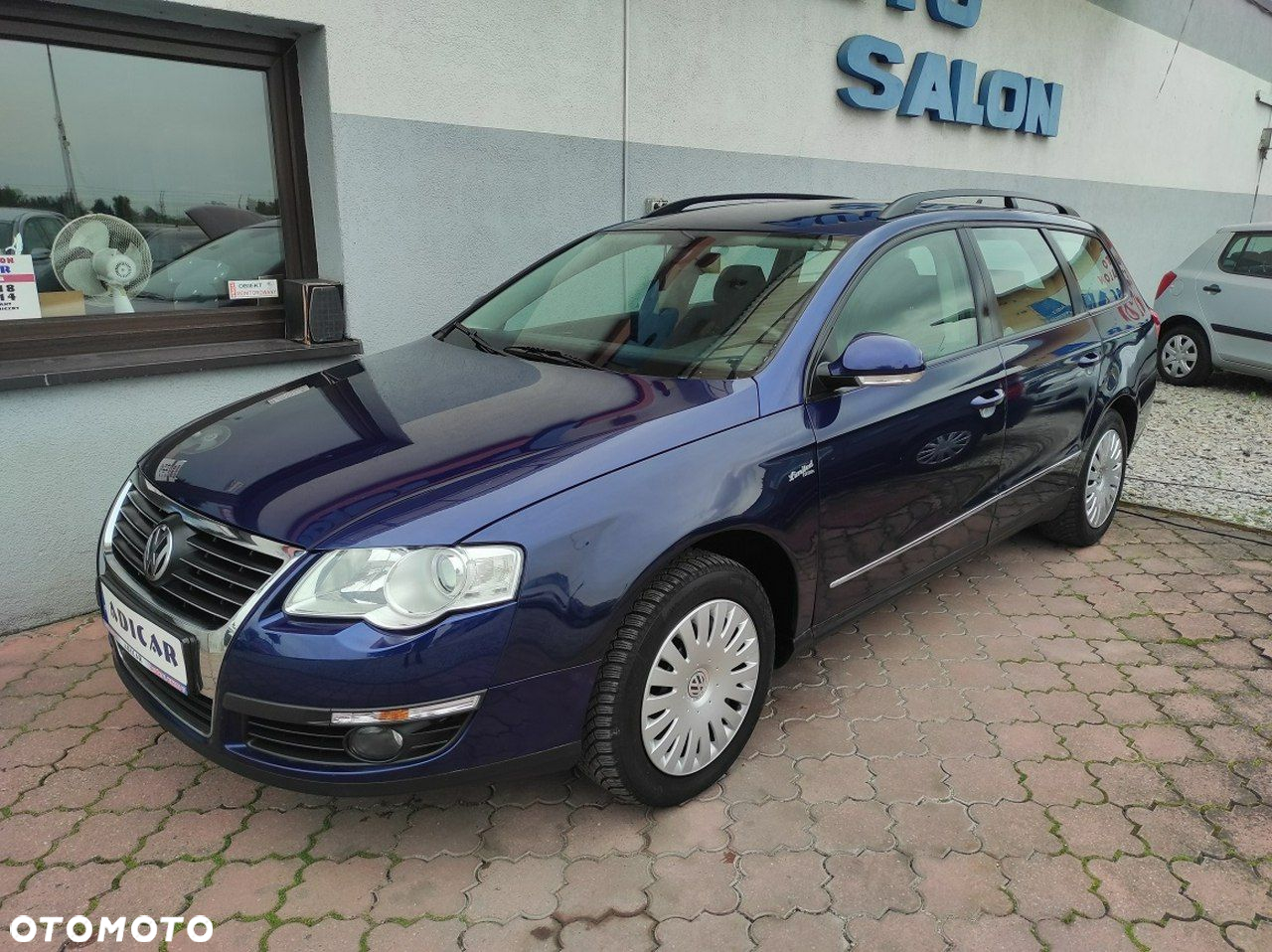 Volkswagen Passat - 2