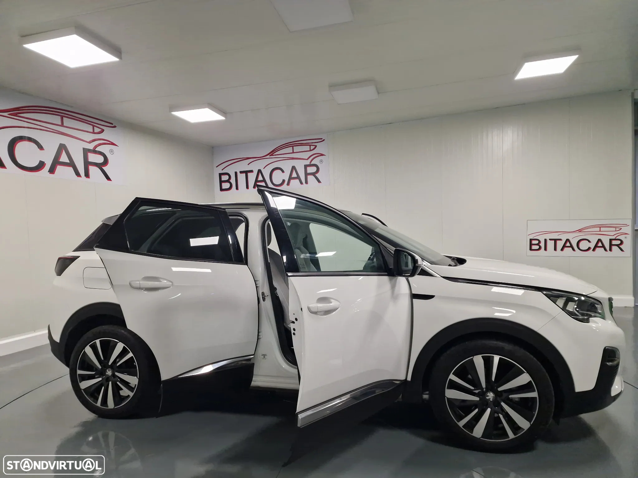 Peugeot 3008 1.5 BlueHDi Allure - 10