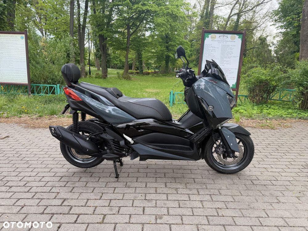 Yamaha X-max - 1