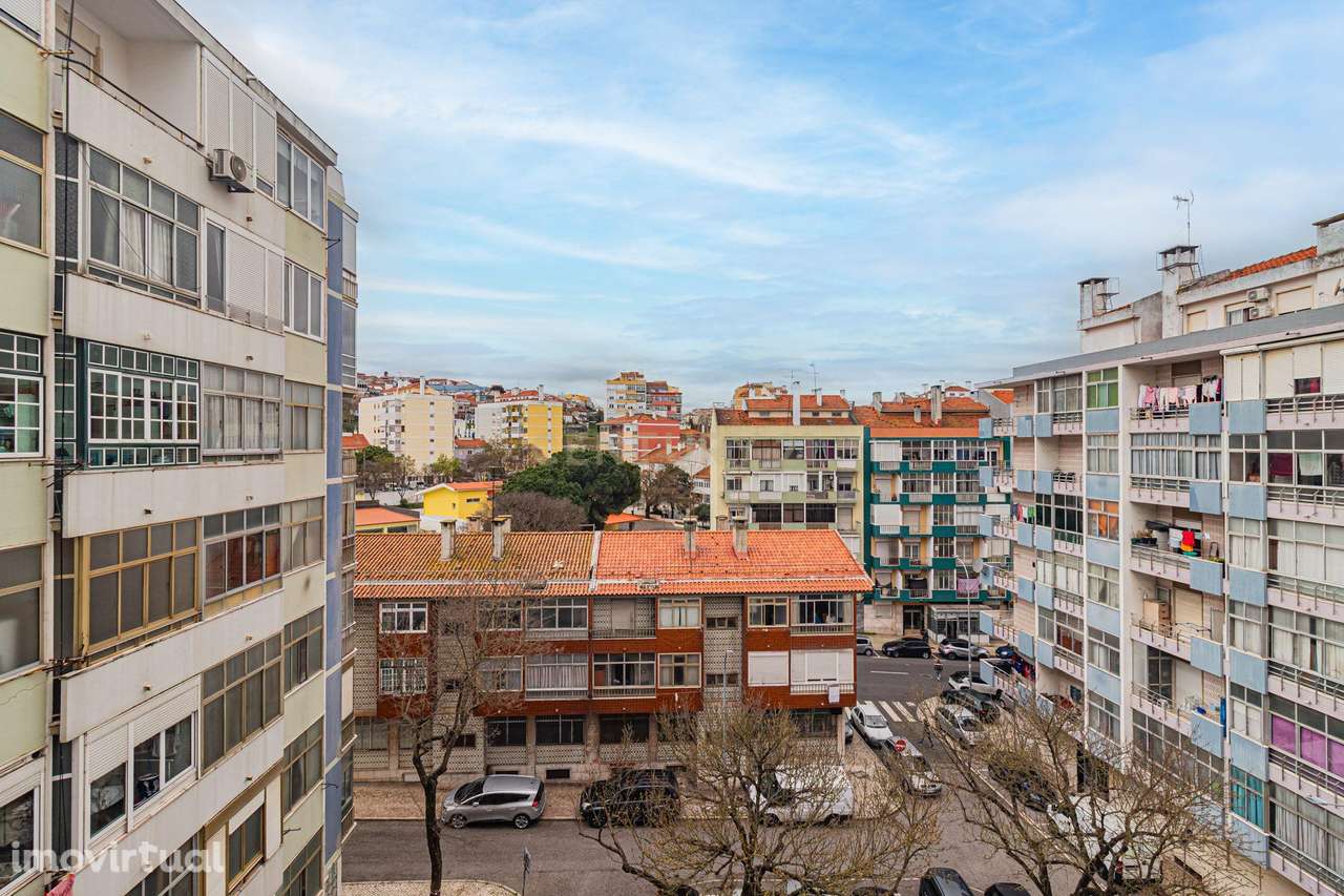 Apartamento T3 em Águas Livres, Amadora - Oportunidade Única! - Grande imagem: 2/16