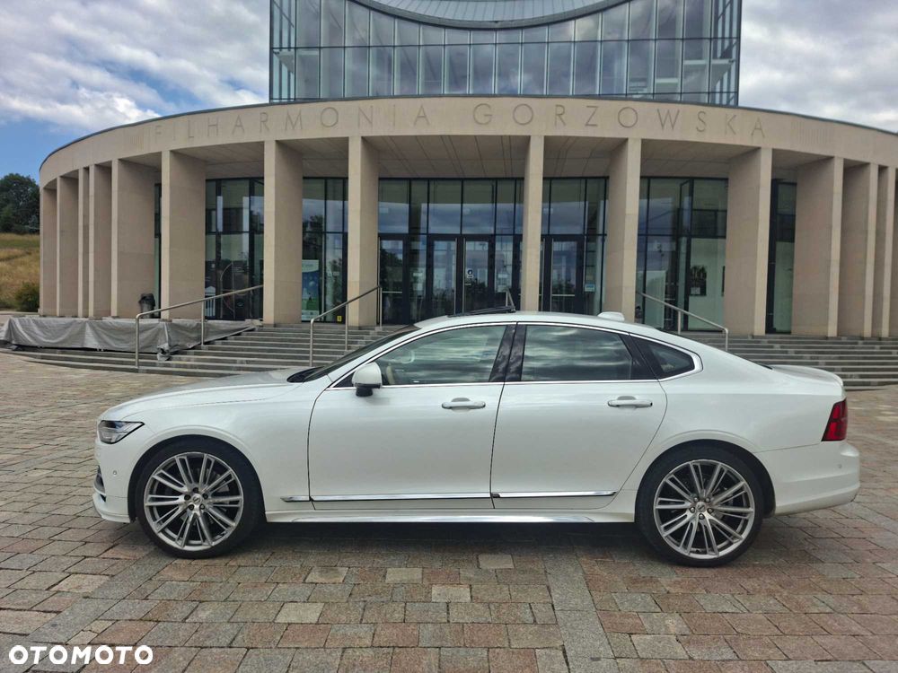 Volvo S90 - 1
