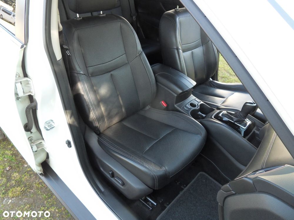 Nissan X-Trail 1.6 dCi Xtronic 360 - 16