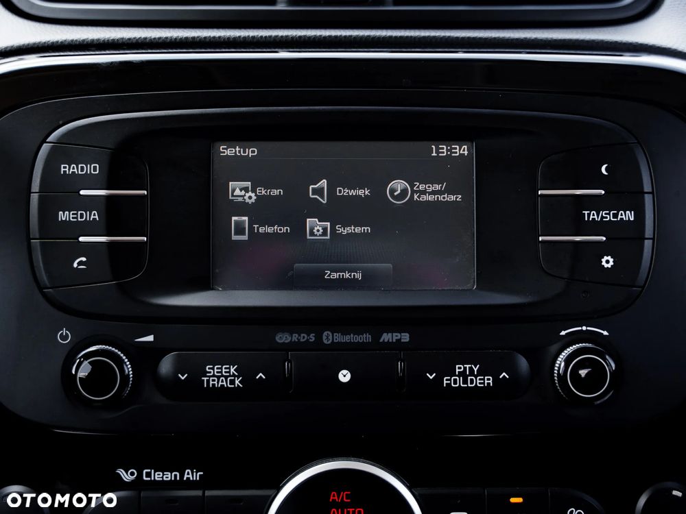 Kia Soul 1.6 CRDI Dream Team Edition - 28