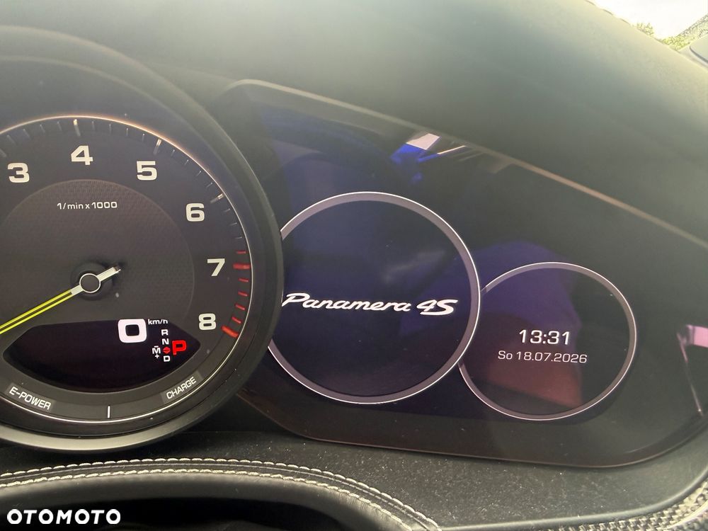 Porsche Panamera 4S GPF Executive - 23