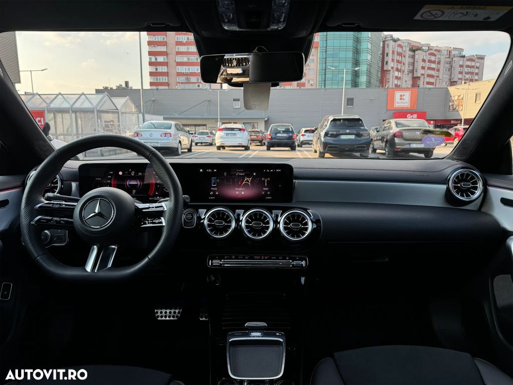 Mercedes-Benz CLA 250 e 8G-DCT AMG Line Advanced Plus - 12
