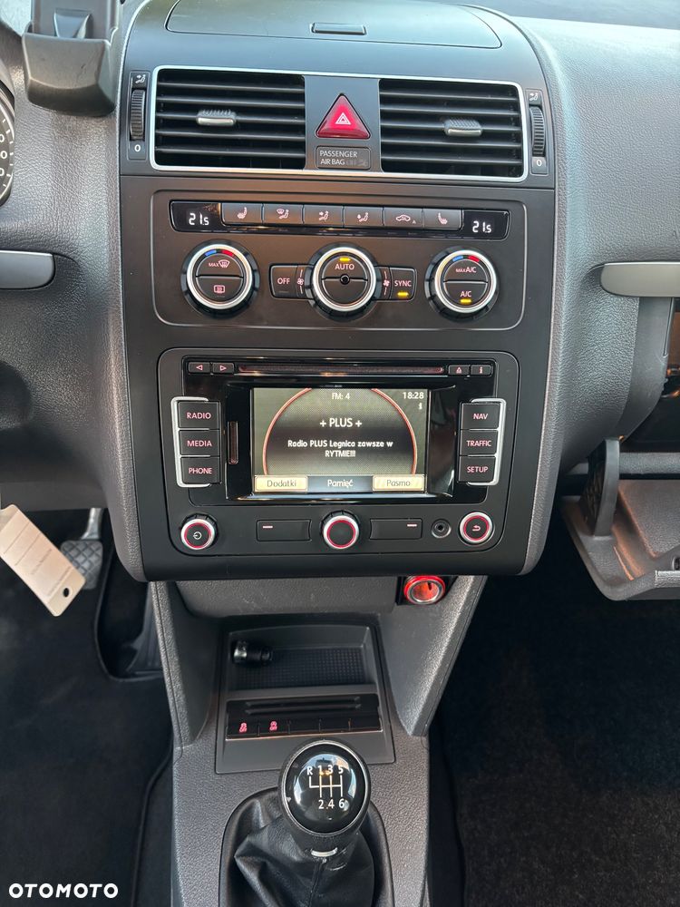 Volkswagen Touran 1.6 TDI BMT SCR Comfortline - 12