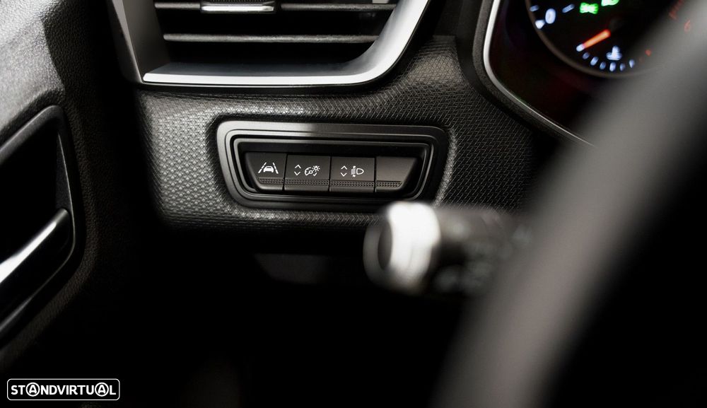 Renault Clio 1.0 TCe Evolution - 9