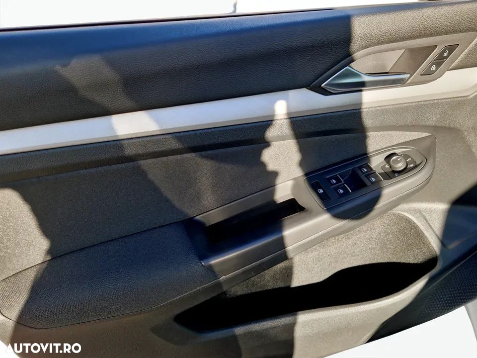 Volkswagen Golf 1.5 eTSI ACT DSG MHEV Life - 15