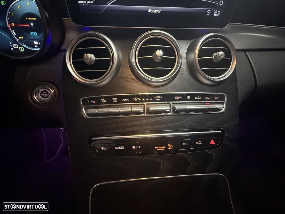 Mercedes-Benz C 300 de AMG Line - 19