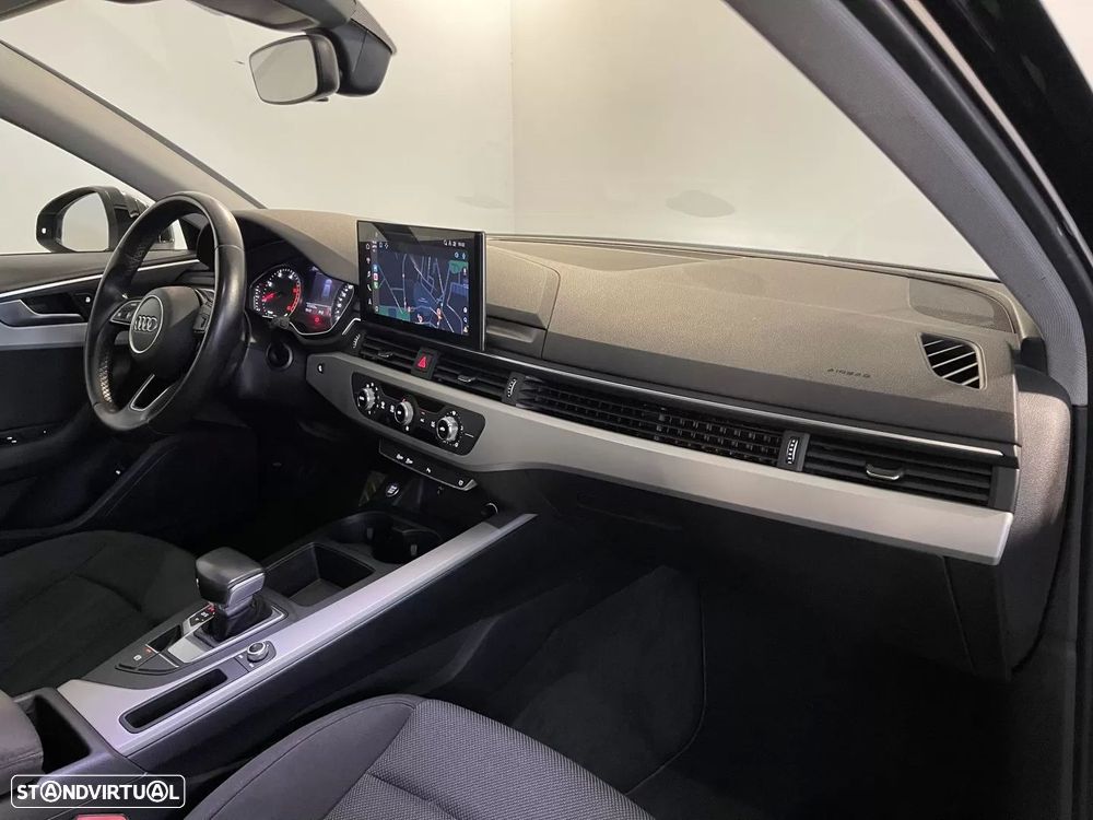 Audi A4 Avant 30 TDI S tronic - 16