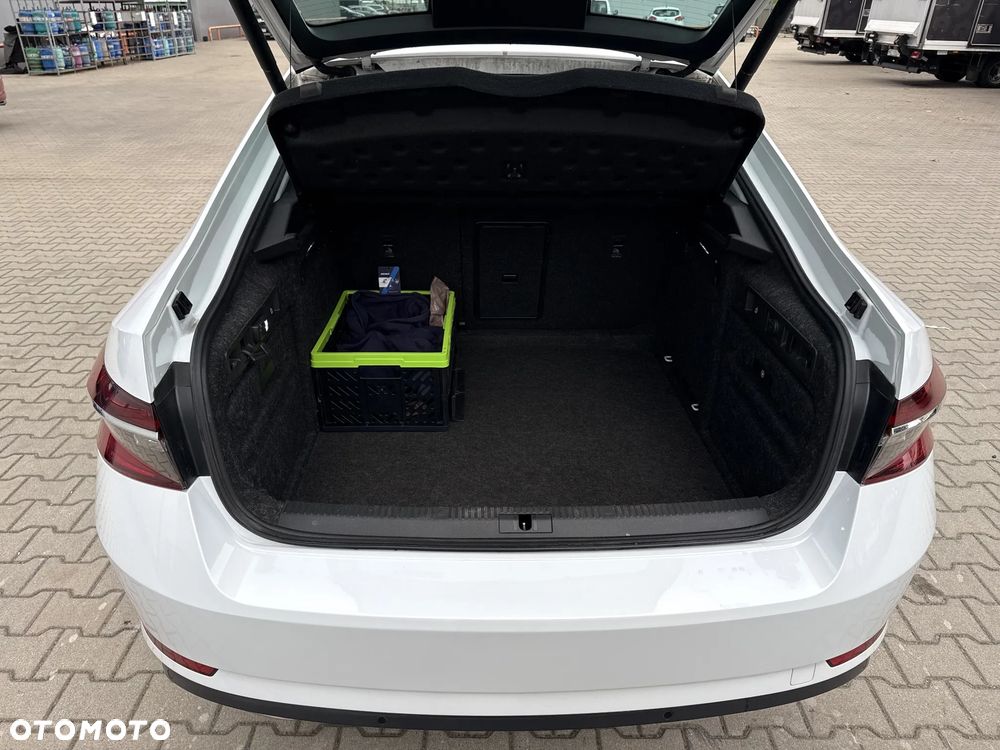 Skoda Superb 2.0 TSI L&K DSG - 18