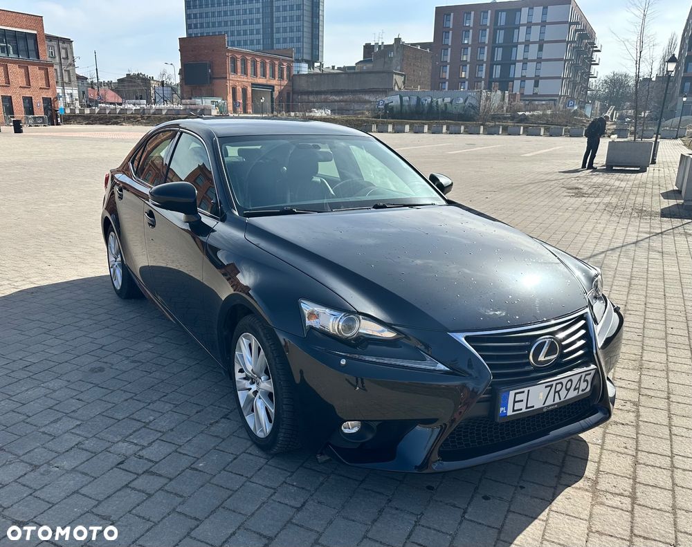 Lexus IS 200t Elegance - 2