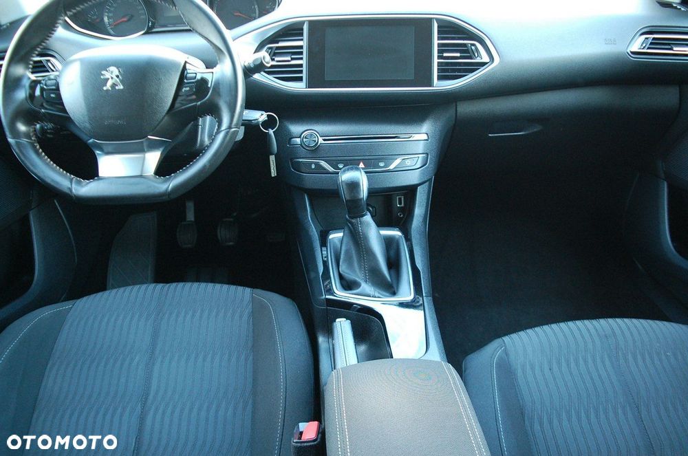 Peugeot 308 - 6