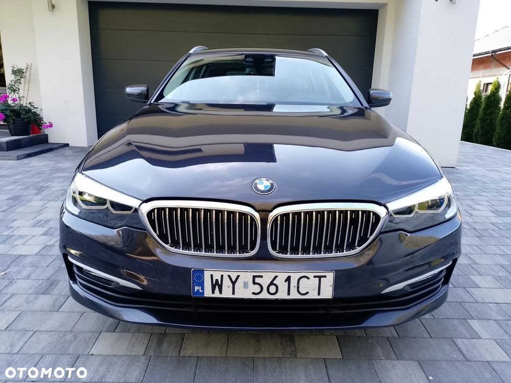 BMW Seria 5 2018 photo 2