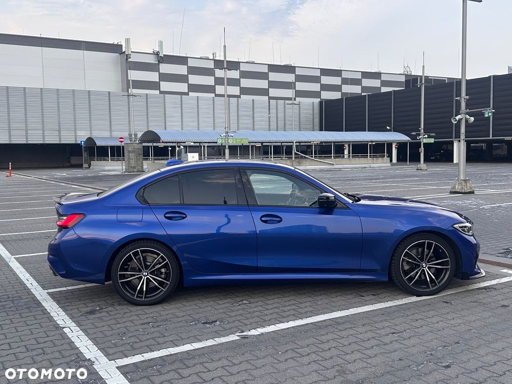 BMW Seria 3 330i xDrive M Sport - 13