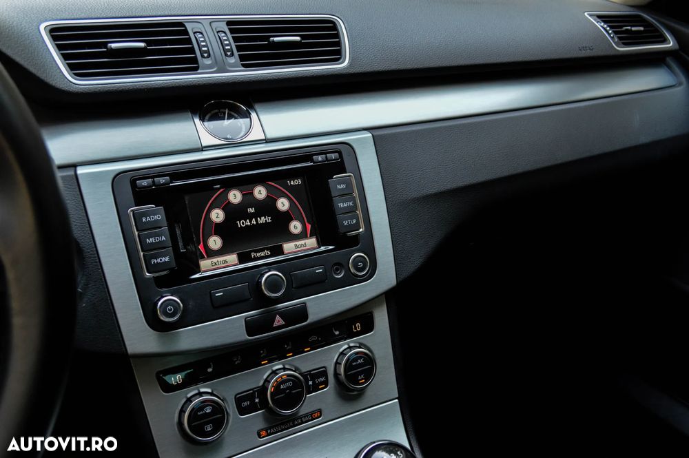 Volkswagen Passat CC 2.0 TDI BlueMotion Technology - 14
